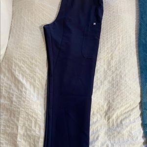 Figs scrubs size Large